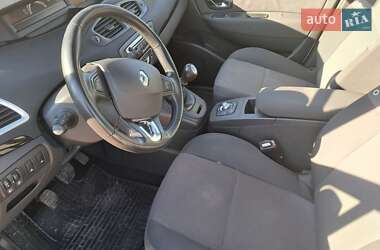 Мінівен Renault Scenic 2013 в 