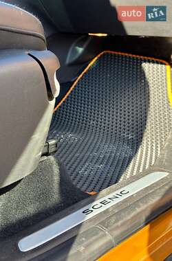 Минивэн Renault Scenic 2016 в 