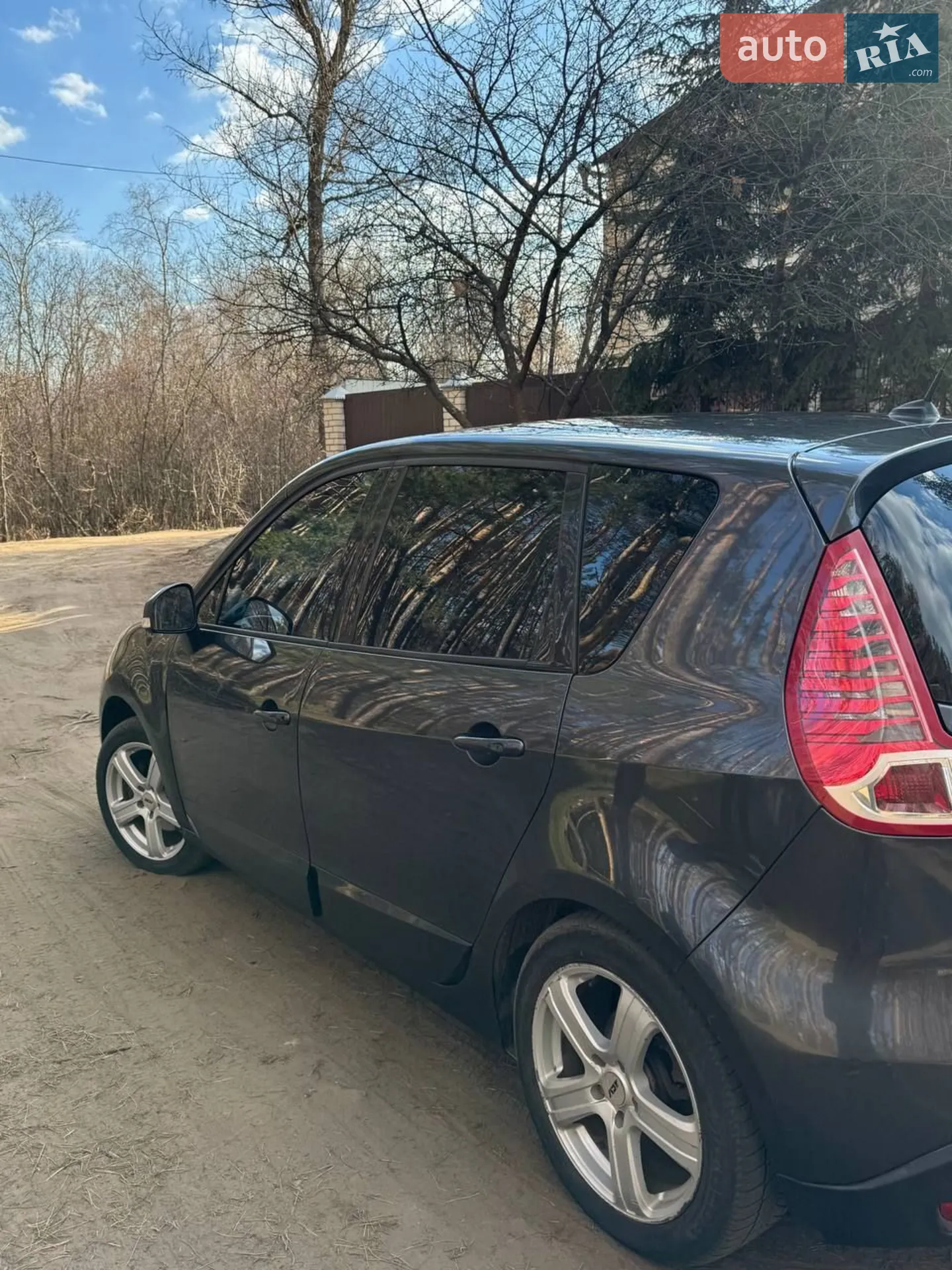 2010 Renault Scenic - мініатюра 2