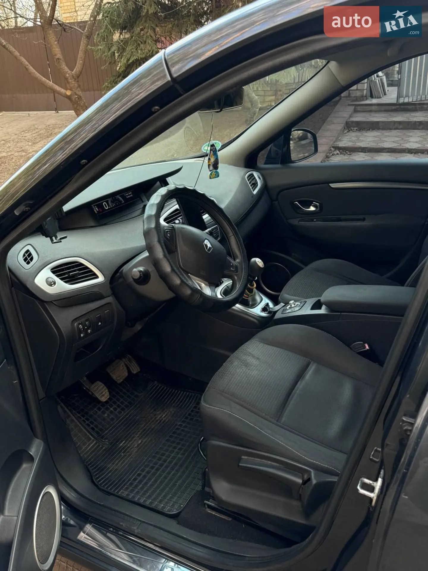 2010 Renault Scenic - мініатюра 14