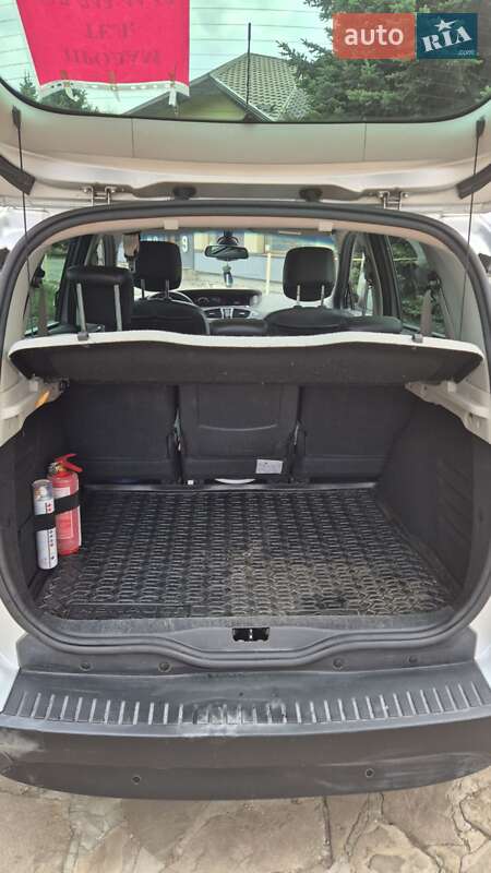 Мінівен Renault Scenic 2015 в Новомосковську