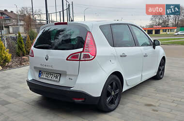 Минивэн Renault Scenic 2009 в 