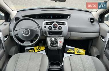 Минивэн Renault Scenic 2009 в 