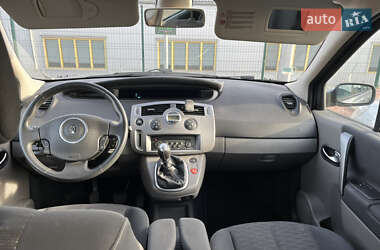 Минивэн Renault Scenic 2006 в 