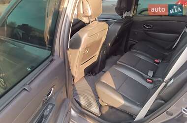 Минивэн Renault Scenic 2011 в 