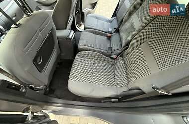 Минивэн Renault Scenic 2011 в 
