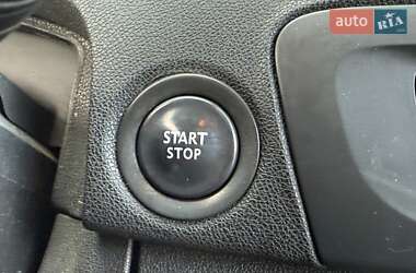 Минивэн Renault Scenic 2011 в 