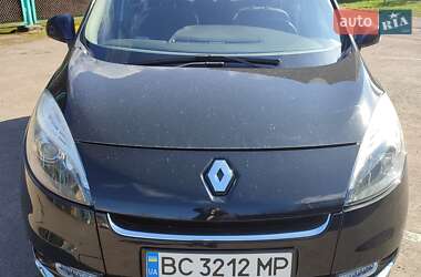 Мінівен Renault Scenic 2012 в 