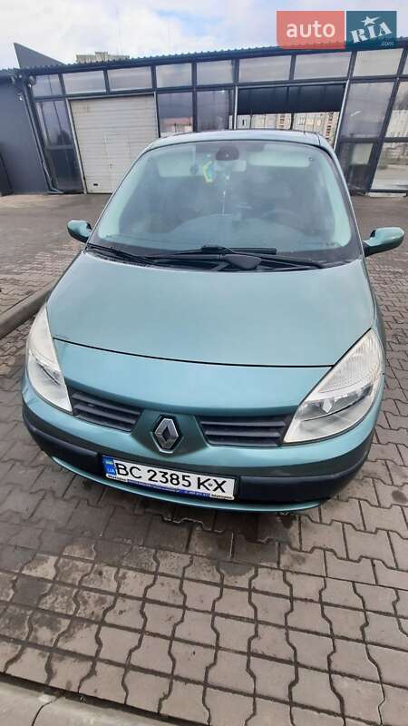 Минивэн Renault Scenic 2005 в 
