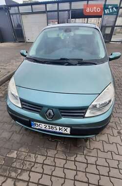 Минивэн Renault Scenic 2005 в 