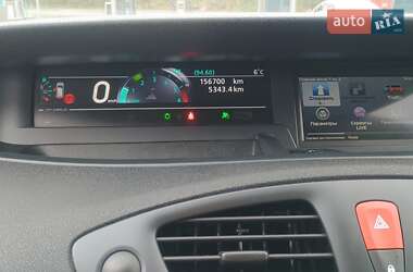 Минивэн Renault Scenic 2011 в 