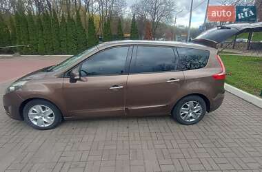 Renault Scenic 2011