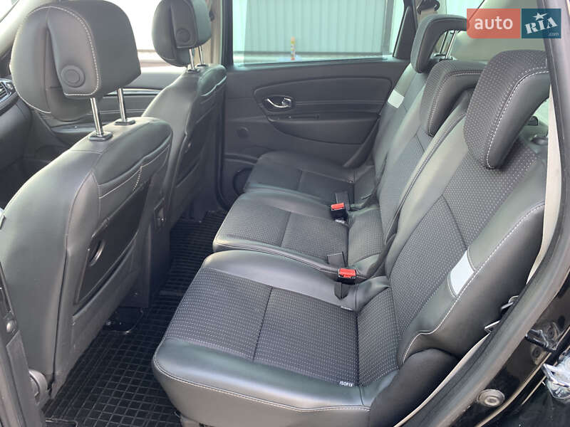 Мінівен Renault Scenic 2012 в Луцьку