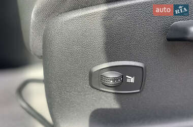 Минивэн Renault Scenic 2013 в 
