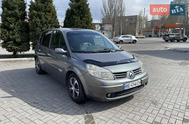 Минивэн Renault Scenic 2005 в 