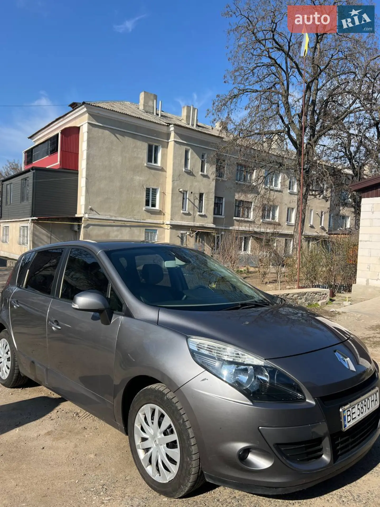 2011 Renault Scenic - мініатюра 2