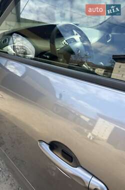 Минивэн Renault Scenic 2011 в 