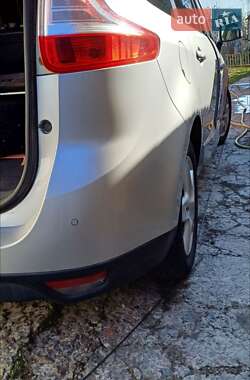 Мінівен Renault Scenic 2014 в 