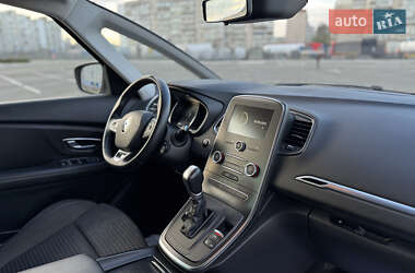 Минивэн Renault Scenic 2021 в 
