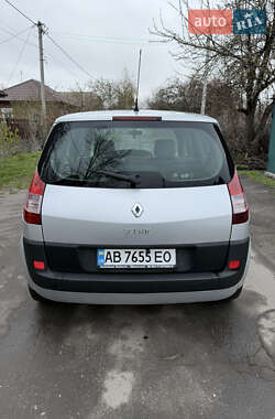 Минивэн Renault Scenic 2004 в 