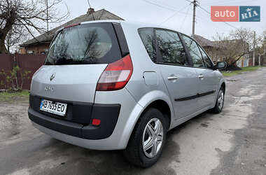 Минивэн Renault Scenic 2004 в 