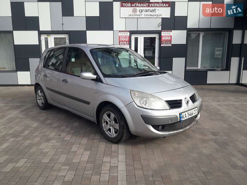 Минивэн Renault Scenic 2008 в 