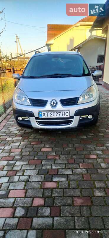 Минивэн Renault Scenic 2008 в 
