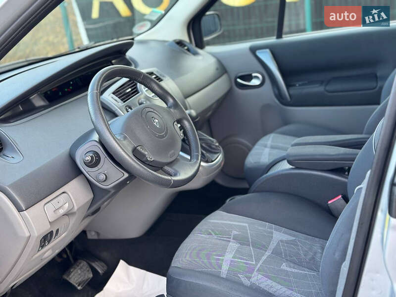 Минивэн Renault Scenic 2006 в Дрогобыче фото 20 Минивэн Renault Scenic 2006 в Дрогобыче
