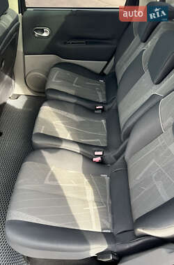 Минивэн Renault Scenic 2006 в 