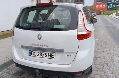 Минивэн Renault Scenic 2014 в 