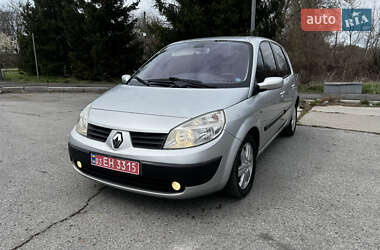 Минивэн Renault Scenic 2005 в 