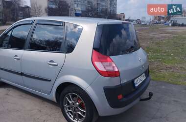 Минивэн Renault Scenic 2004 в 