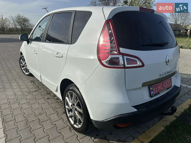Мінівен Renault Scenic 2011 в Радехові
