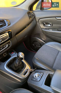 Мінівен Renault Scenic 2011 в 