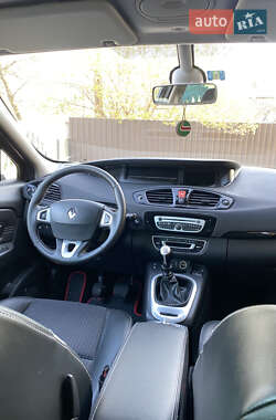 Мінівен Renault Scenic 2011 в 