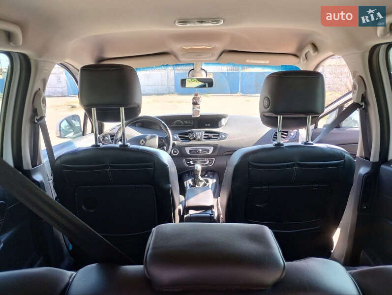 Минивэн Renault Scenic 2015 в Белгороде-Днестровском