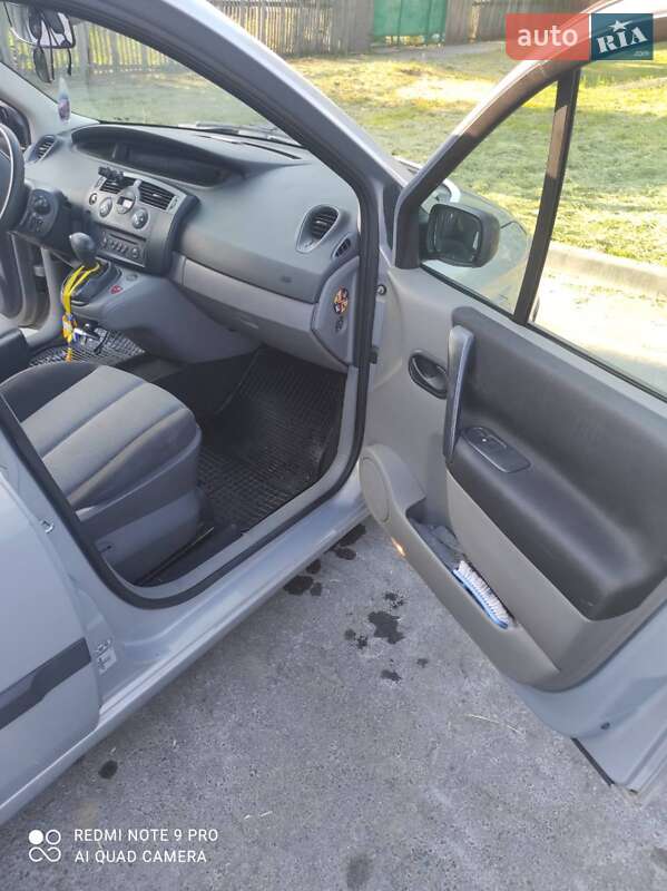 Минивэн Renault Scenic 2005 в Киеве