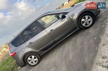 Минивэн Renault Scenic 2011 в 