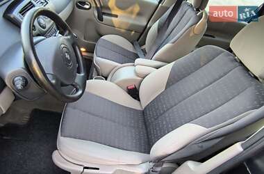 Минивэн Renault Scenic 2005 в 