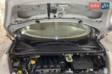 Минивэн Renault Scenic 2015 в 