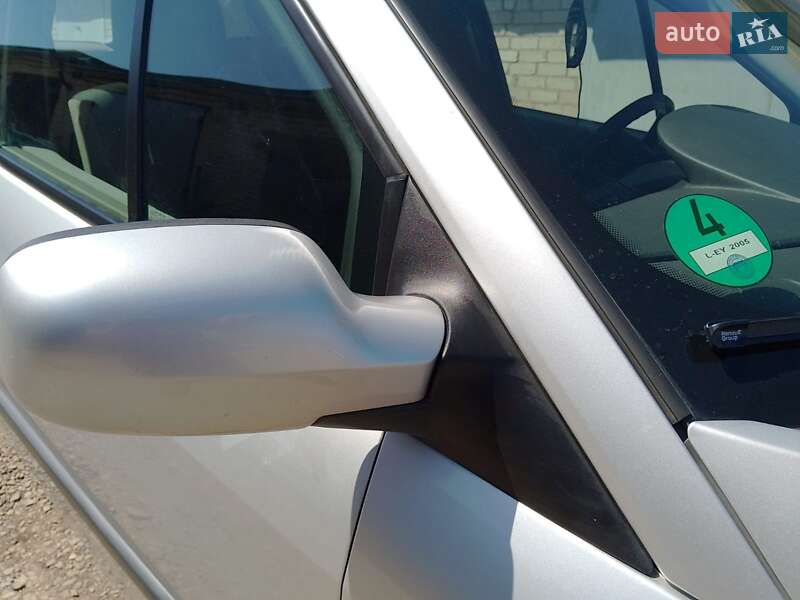 Минивэн Renault Scenic 2005 в Кривом Роге