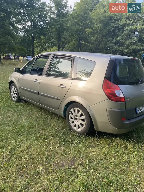 Минивэн Renault Scenic 2007 в 