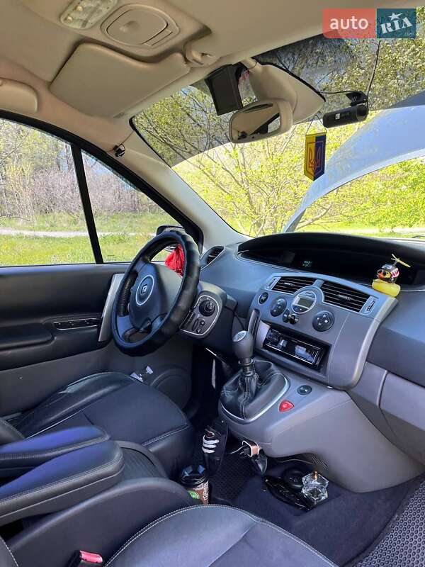 Минивэн Renault Scenic 2008 в Днепре