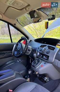 Минивэн Renault Scenic 2008 в 