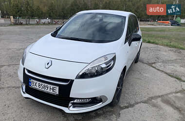 Минивэн Renault Scenic 2012 в 