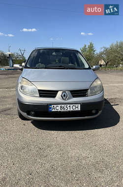 Минивэн Renault Scenic 2004 в 