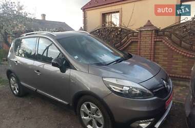 Мінівен Renault Scenic 2013 в 