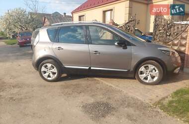 Мінівен Renault Scenic 2013 в 