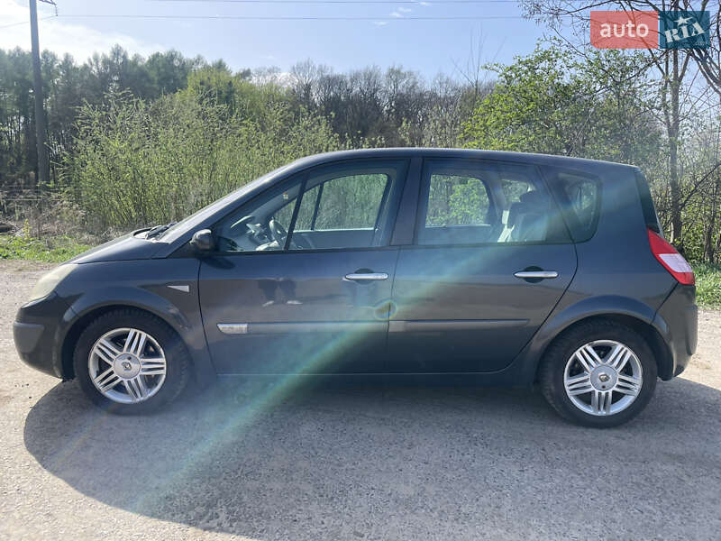 Мінівен Renault Scenic 2004 в Львові