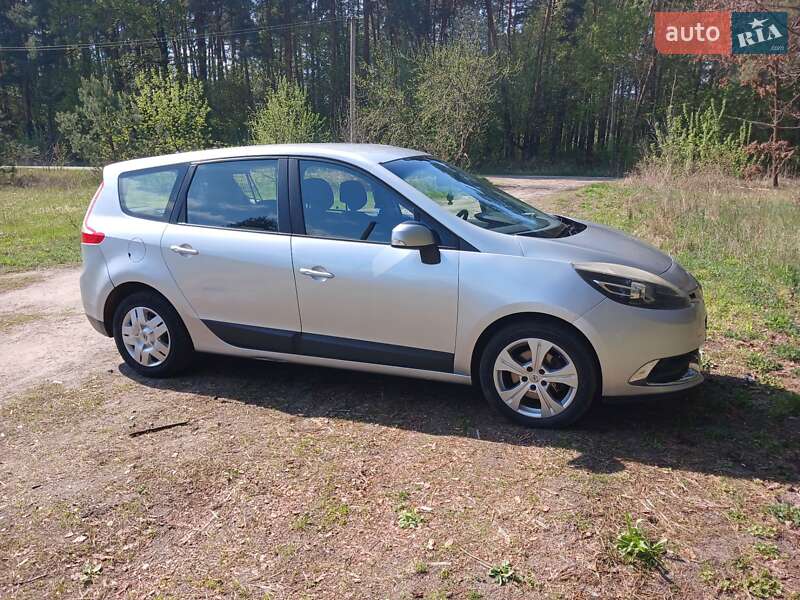 Renault Scenic 2013